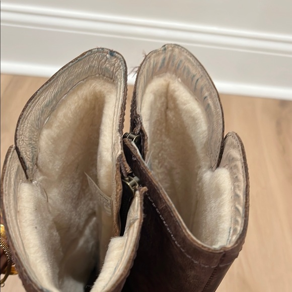 UGG Dark Brown Leather Boots - Picture 5 of 9